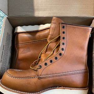 Red Wing 10877 Moc Toe Boots New